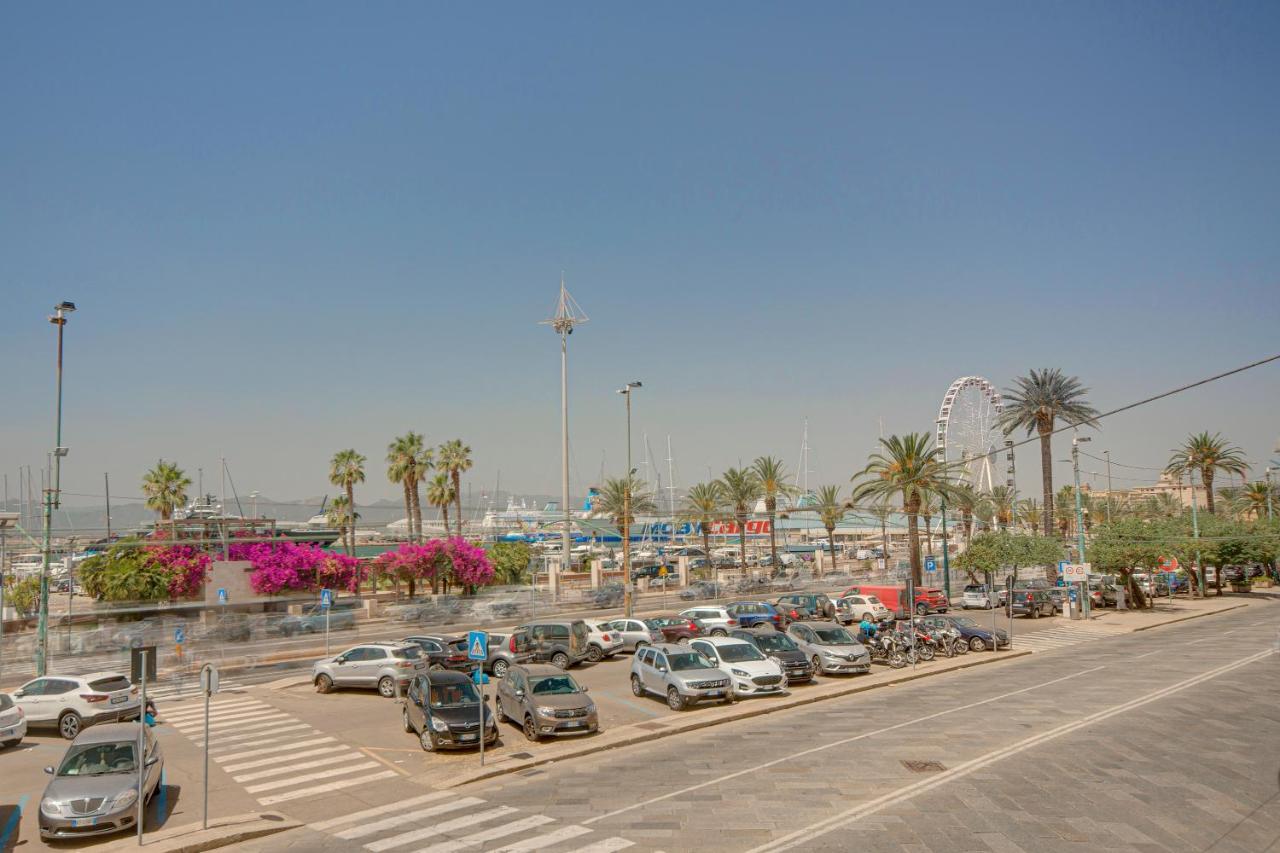 Right House Sur Le Port - Harbour View Lägenhet Cagliari Exteriör bild